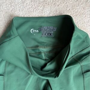 Zyia Active Women's Pine Leggings - High-Rise Performance